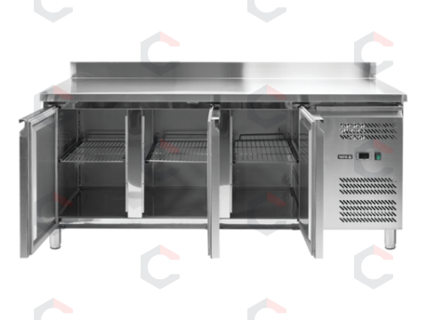 Šaldymo stalas | 3 durų | Linija 700 (YG-05255) 11 Šaldymo stalas | 3 durų | Linija 700 (YG-05255) 11