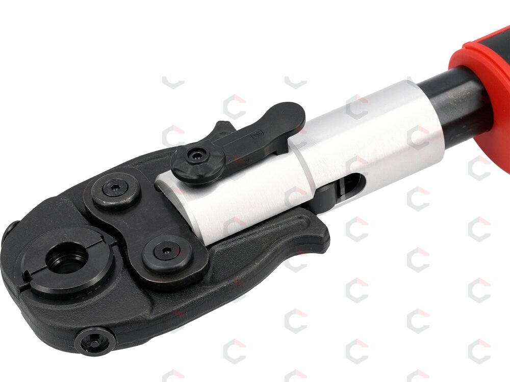 Akumuliatorinis PEX-AL-PEX vamzdžių presas YATO | U/TH 16–32 mm | 18 V | 32 kN (YT-21734) 5 Akumuliatorinis PEX-AL-PEX vamzdžių presas YATO | U/TH 16–32 mm | 18 V | 32 kN (YT-21734) 5