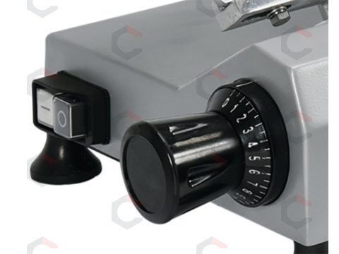 Pusiau automatinė mėsos pjaustyklė | 250 mm | galąstuvas (YG-03125) 10 Pusiau automatinė mėsos pjaustyklė | 250 mm | galąstuvas (YG-03125) 10