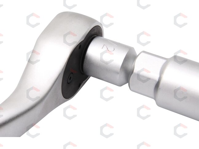 Daugiafunkcinė galvutė su adapterių rinkiniu | 10 mm (3/8") | 9 - 21 mm | 3 vnt. (92533) 2 Daugiafunkcinė galvutė su adapterių rinkiniu | 10 mm (3/8") | 9 - 21 mm | 3 vnt. (92533) 2