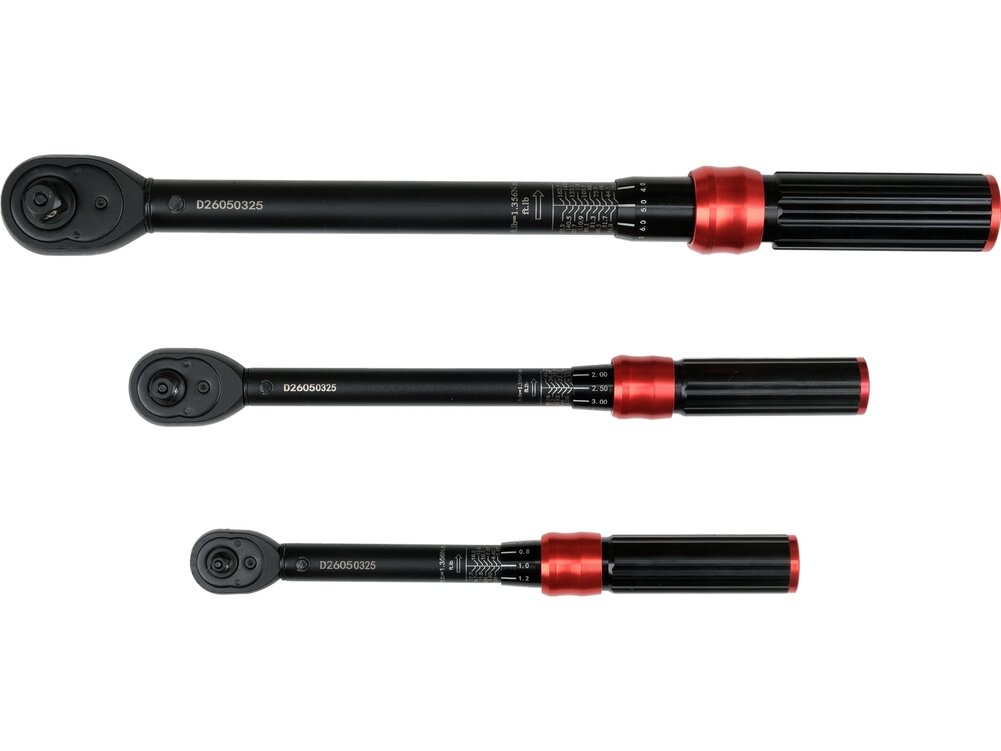 Dinamometrinių raktų rinkinys | 1/4", 3/8", 1/2" | 2–220 Nm | 9 vnt. (YT-07716) 4 Dinamometrinių raktų rinkinys | 1/4", 3/8", 1/2" | 2–220 Nm | 9 vnt. (YT-07716) 4