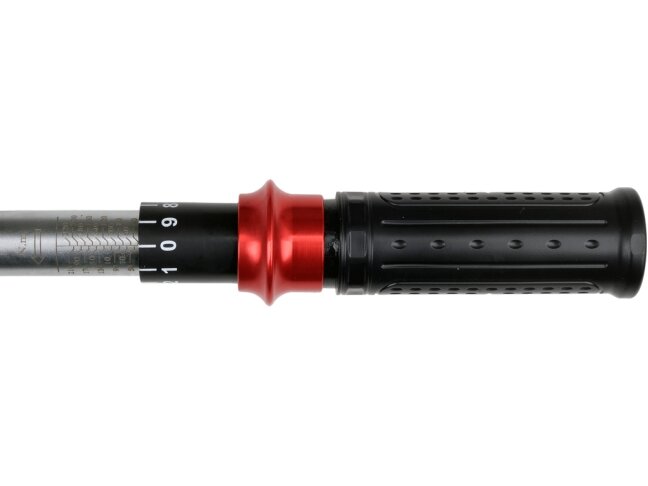 Dinamometrinis raktas | 1/2" | 40–220 Nm | 72 dantų terkšlė (YT-07715) 6 Dinamometrinis raktas | 1/2" | 40–220 Nm | 72 dantų terkšlė (YT-07715) 6
