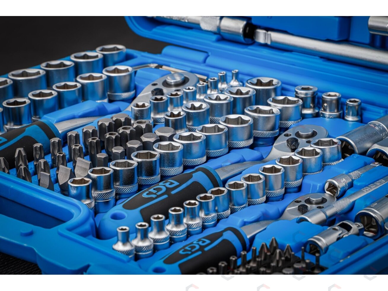 Galvučių ir antgalių rinkinys Pro Torque | 6,3 mm (1/4") / 10 mm (3/8") / 12,5 mm (1/2") | 192 vnt. (2243) 3 Galvučių ir antgalių rinkinys Pro Torque | 6,3 mm (1/4") / 10 mm (3/8") / 12,5 mm (1/2") | 192 vnt. (2243) 3