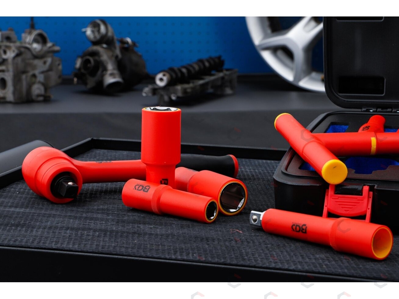 Įrankių rinkinys VDE profesionalus | 1/2" pavara | Hex 10–24 mm | 11 vnt. (7134) 1 Įrankių rinkinys VDE profesionalus | 1/2" pavara | Hex 10–24 mm | 11 vnt. (7134) 1