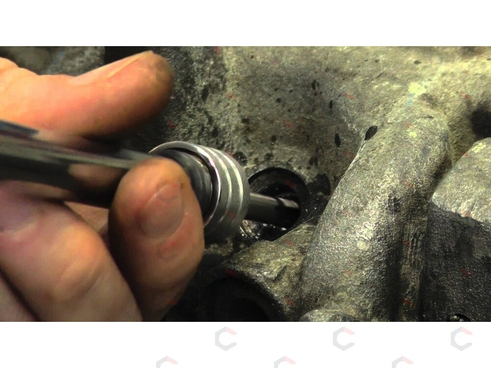 Kaitinimo žvakių išėmimo ir jų sriegio remonto/atnaujinimo rinkinys | 16 vnt. (SX0408) 4 Kaitinimo žvakių išėmimo ir jų sriegio remonto/atnaujinimo rinkinys | 16 vnt. (SX0408) 4