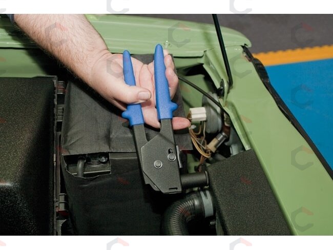 Kniediklis plastikinėms kniedėms su 40vnt kniedžių (RK1201) 2 Kniediklis plastikinėms kniedėms su 40vnt kniedžių (RK1201) 2