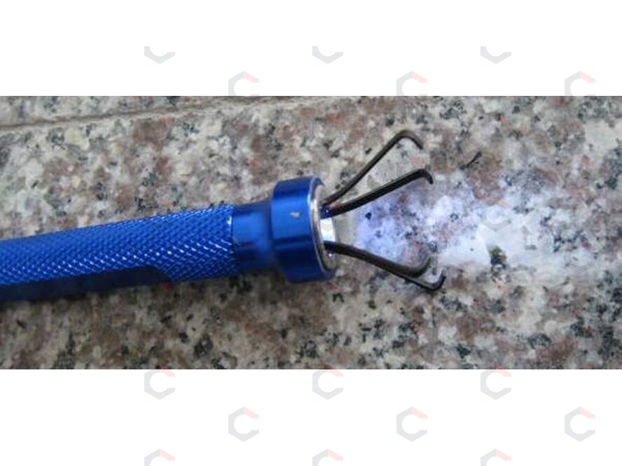 Lankstus magnetas 610 mm su Led diodu ir išsistumiančiu griebtuvu (SK25293) 3