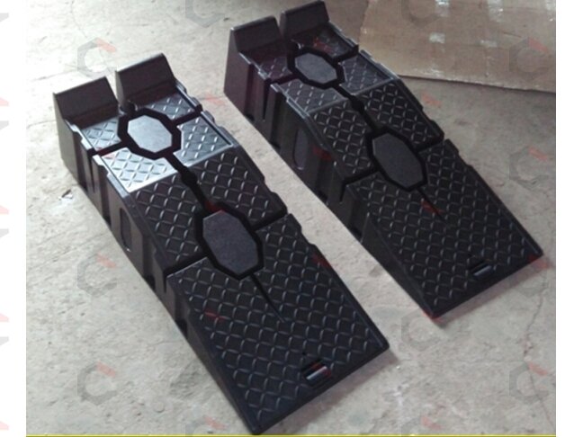 Rampa automobiliui | iki 2.5 ton x 2 | 90x32x22 cm | 2 vnt. (CR25) 3