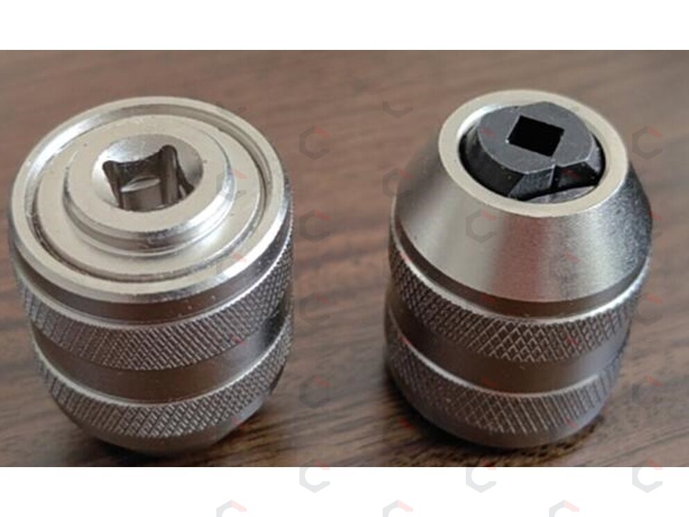 Reguliuojamas sriegiklio griebtuvas laikiklis | 1/4" pavara | M5–M12 (SK6583) 5 Reguliuojamas sriegiklio griebtuvas laikiklis | 1/4" pavara | M5–M12 (SK6583) 5