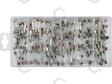 Stiklinių saugiklių asortimentas | 6X30 mm | 120 vnt. (YT-83130) Stiklinių saugiklių asortimentas | 6X30 mm | 120 vnt. (YT-83130)