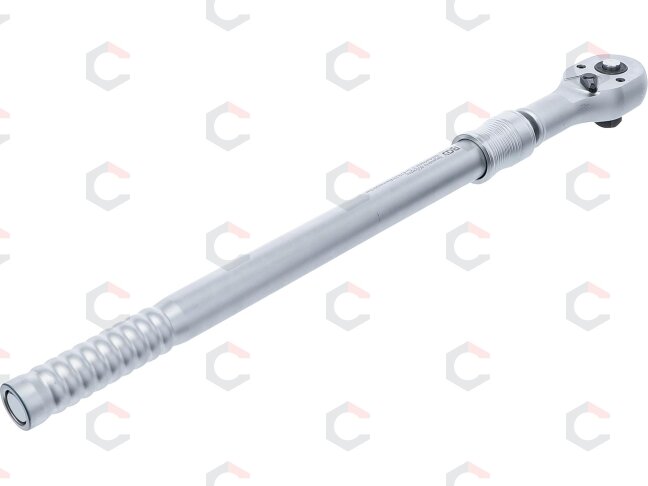 Terkšlė galvutėms, ištraukiama | 20 mm (3/4") | 600 - 985 mm (213) 3 Terkšlė galvutėms, ištraukiama | 20 mm (3/4") | 600 - 985 mm (213) 3