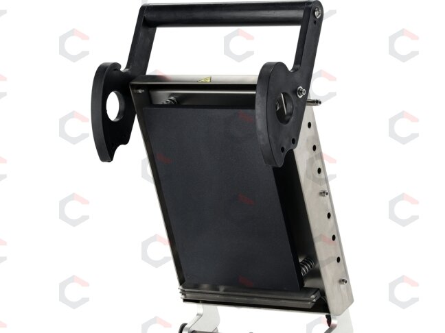 Padėklų sandarinimo aparatas | 250 × 180 mm | 900 W (YG-09280) 7 Padėklų sandarinimo aparatas | 250 × 180 mm | 900 W (YG-09280) 7