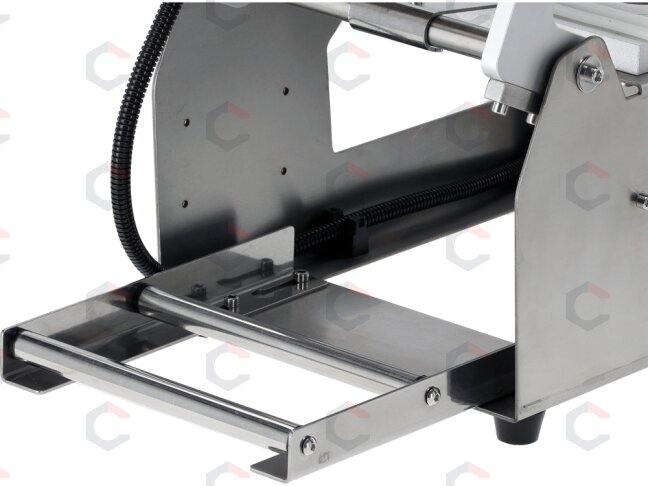 Padėklų sandarinimo aparatas | 250 × 180 mm | 900 W (YG-09280) 8 Padėklų sandarinimo aparatas | 250 × 180 mm | 900 W (YG-09280) 8