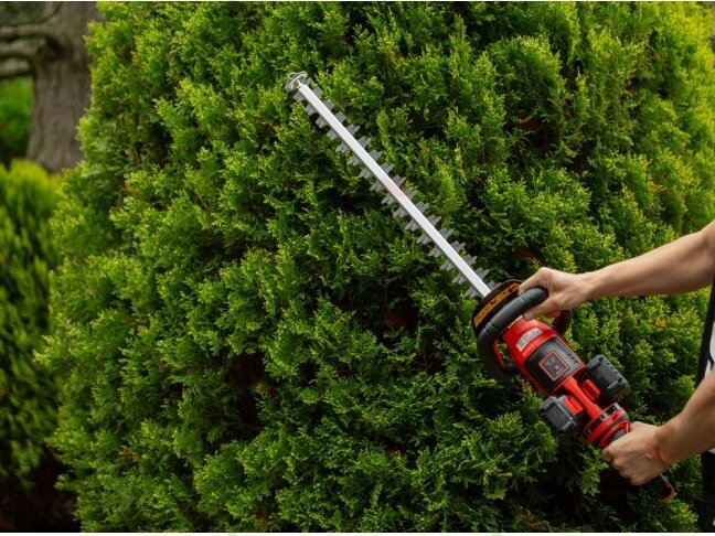 Žirklės gyvatvorei | 55CM 2X18V | be baterijų (YT-828353) 8 Žirklės gyvatvorei | 55CM 2X18V | be baterijų (YT-828353) 8